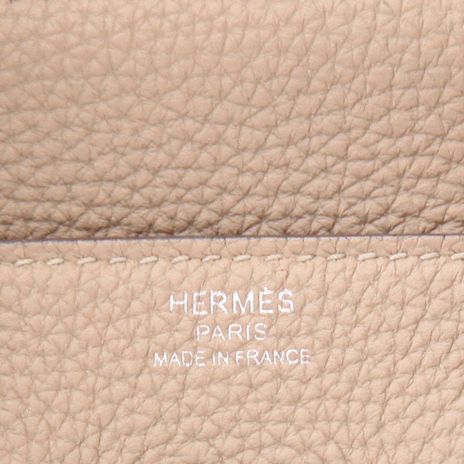 Torebka Hermès Birkin 25 cm ze skóry Togo w kolorze Beige Marfa.